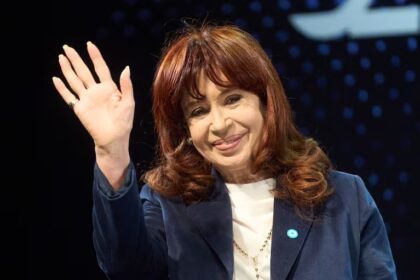 Justicia ordena decomiso récord a Cristina Fernández por corrupción
