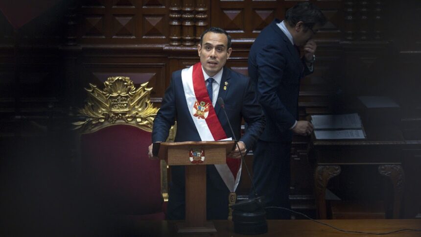 José Jerí asume presidencia de Perú tras destitución de Boluarte