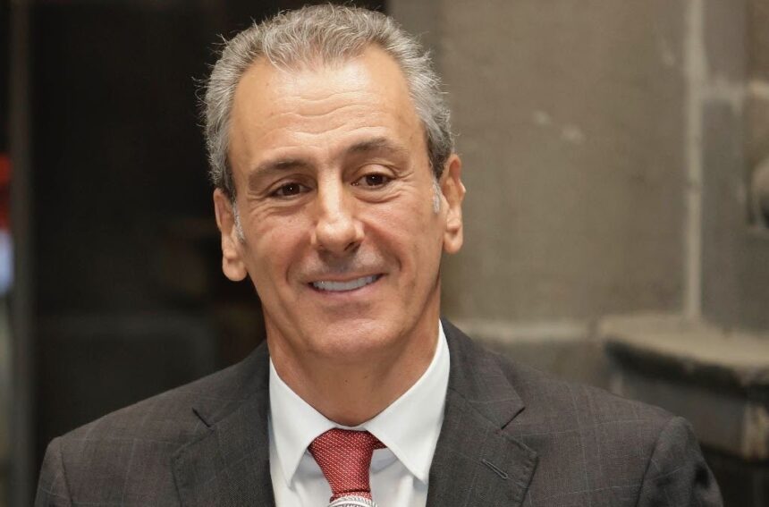 Pepe Chedraui, el alcalde mejor evaluado según Mitofsky 2026