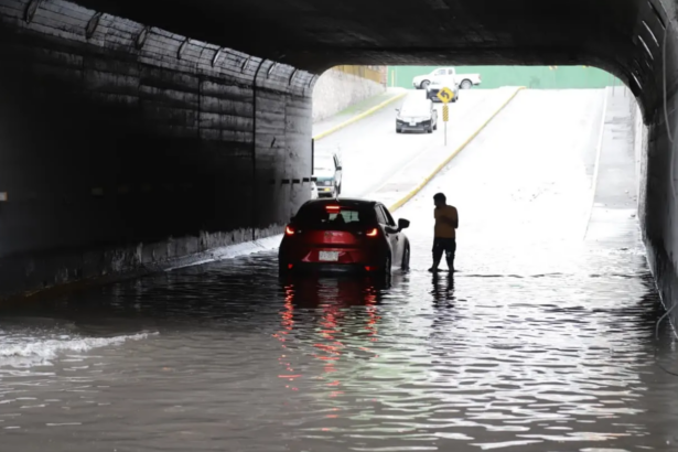 Attolini acusa omisión oficial tras inundaciones en Torreón