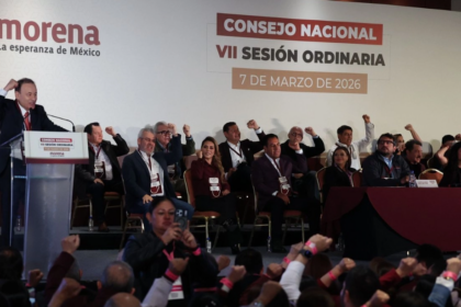 Sheinbaum exige a aspirantes de Morena renunciar a cargos públicos
