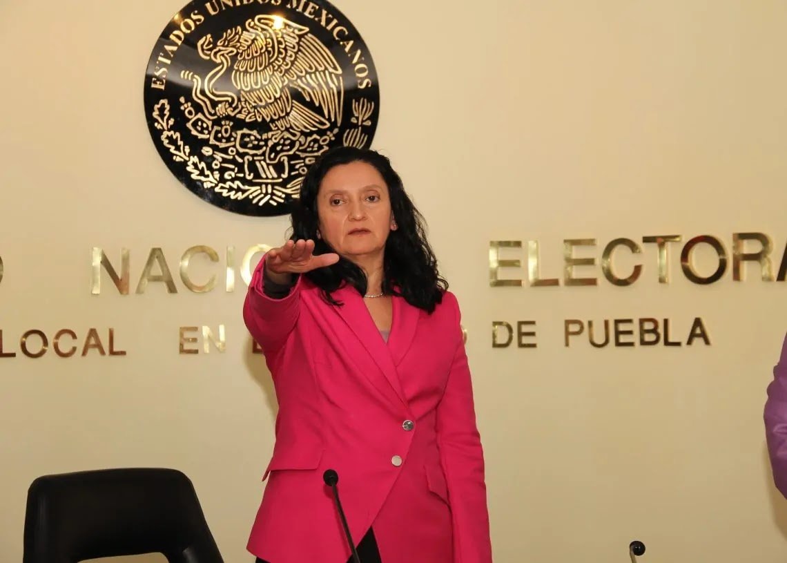 Claudia Rodríguez Sánchez asume titularidad del INE en Puebla